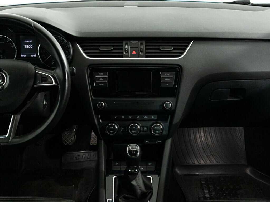 Skoda Octavia б/у, 2015, Механическая. Фото: #13