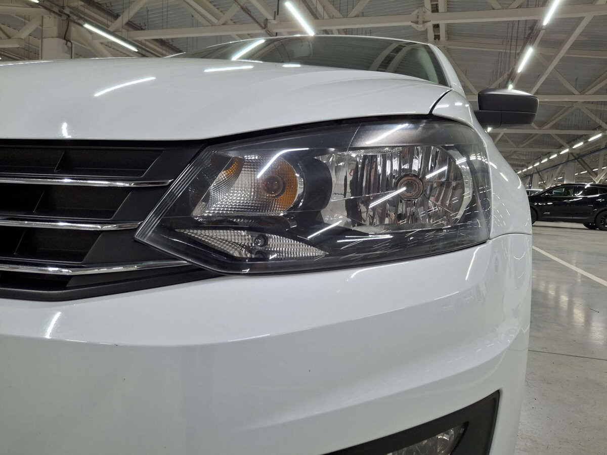 Volkswagen Polo б/у, 2019, Автоматическая. Фото: #16