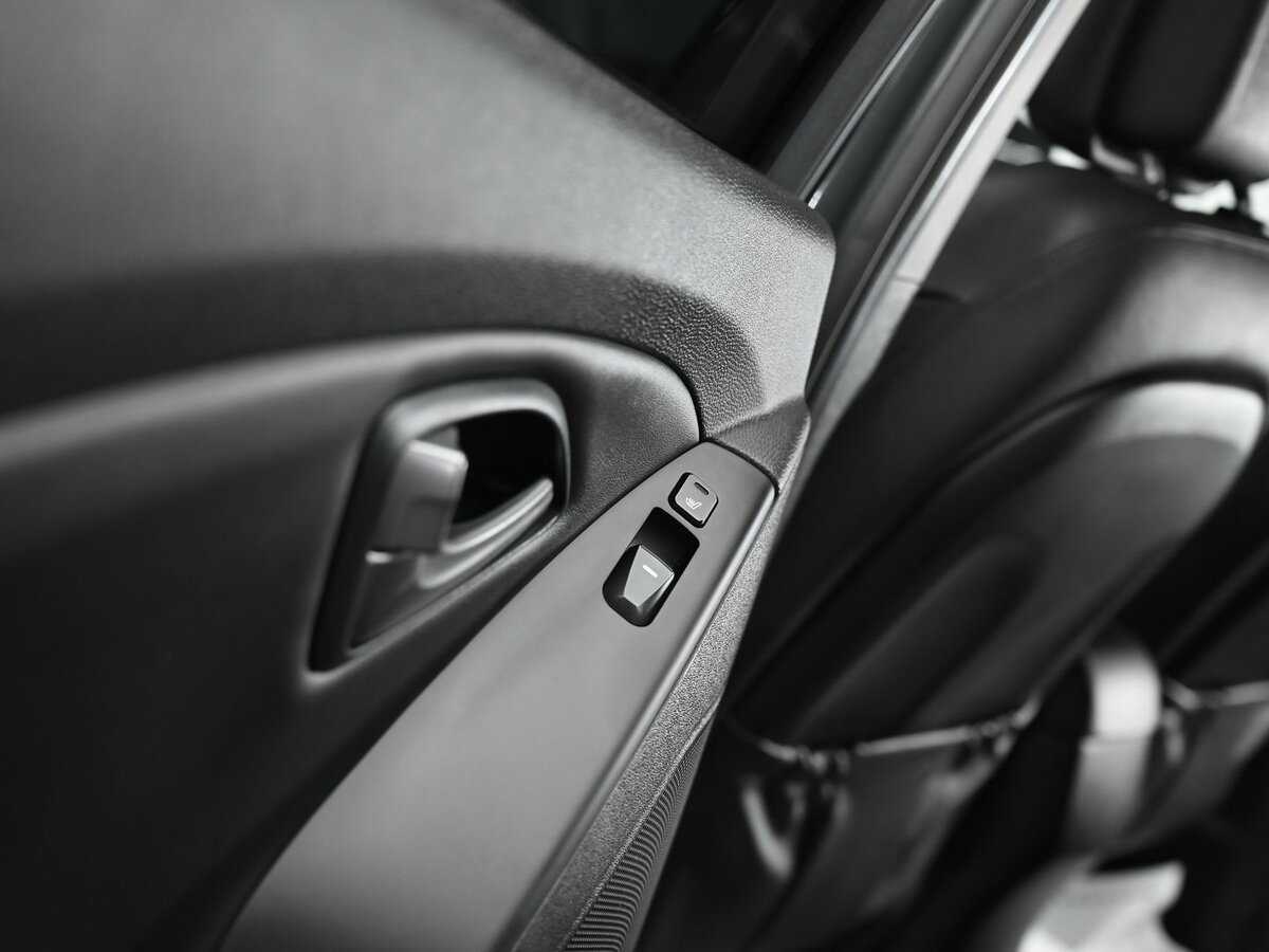 Hyundai ix35 б/у, 2013, Автоматическая. Фото: #14