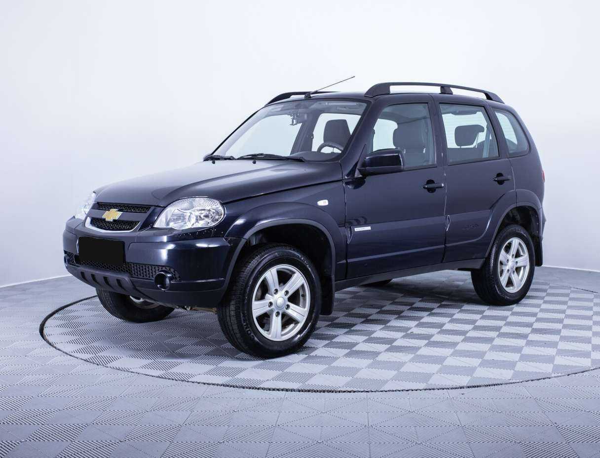 Chevrolet Niva б/у, 2015, Механическая. Фото: #0