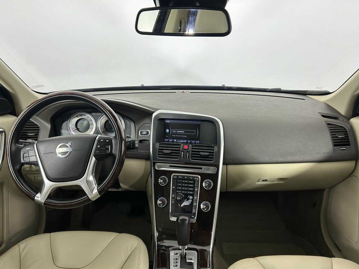 Volvo XC60 б/у, 2012, Автоматическая. Фото: #6