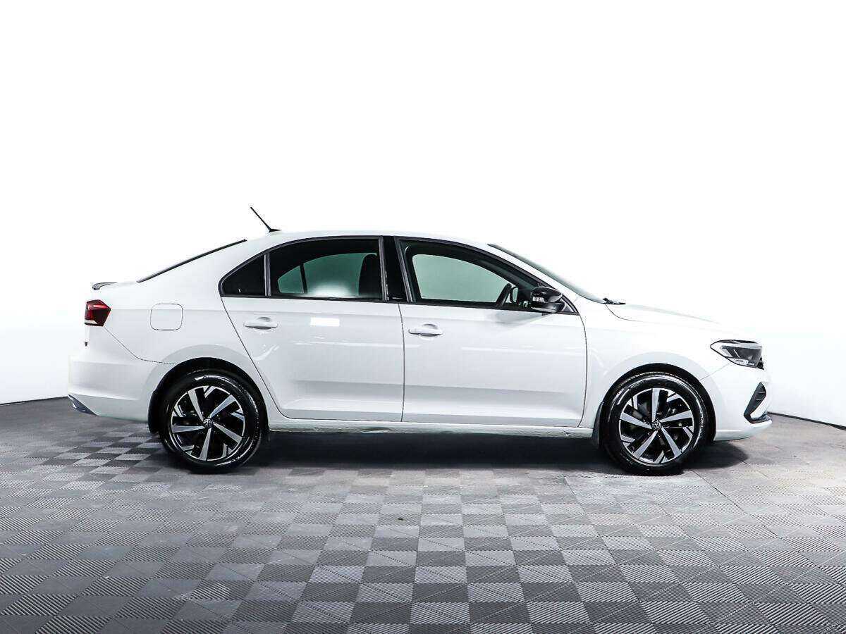Volkswagen Polo б/у, 2021, Механическая. Фото: #2