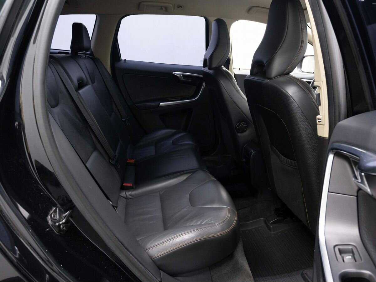 Volvo XC60 б/у, 2013, Автоматическая. Фото: #9
