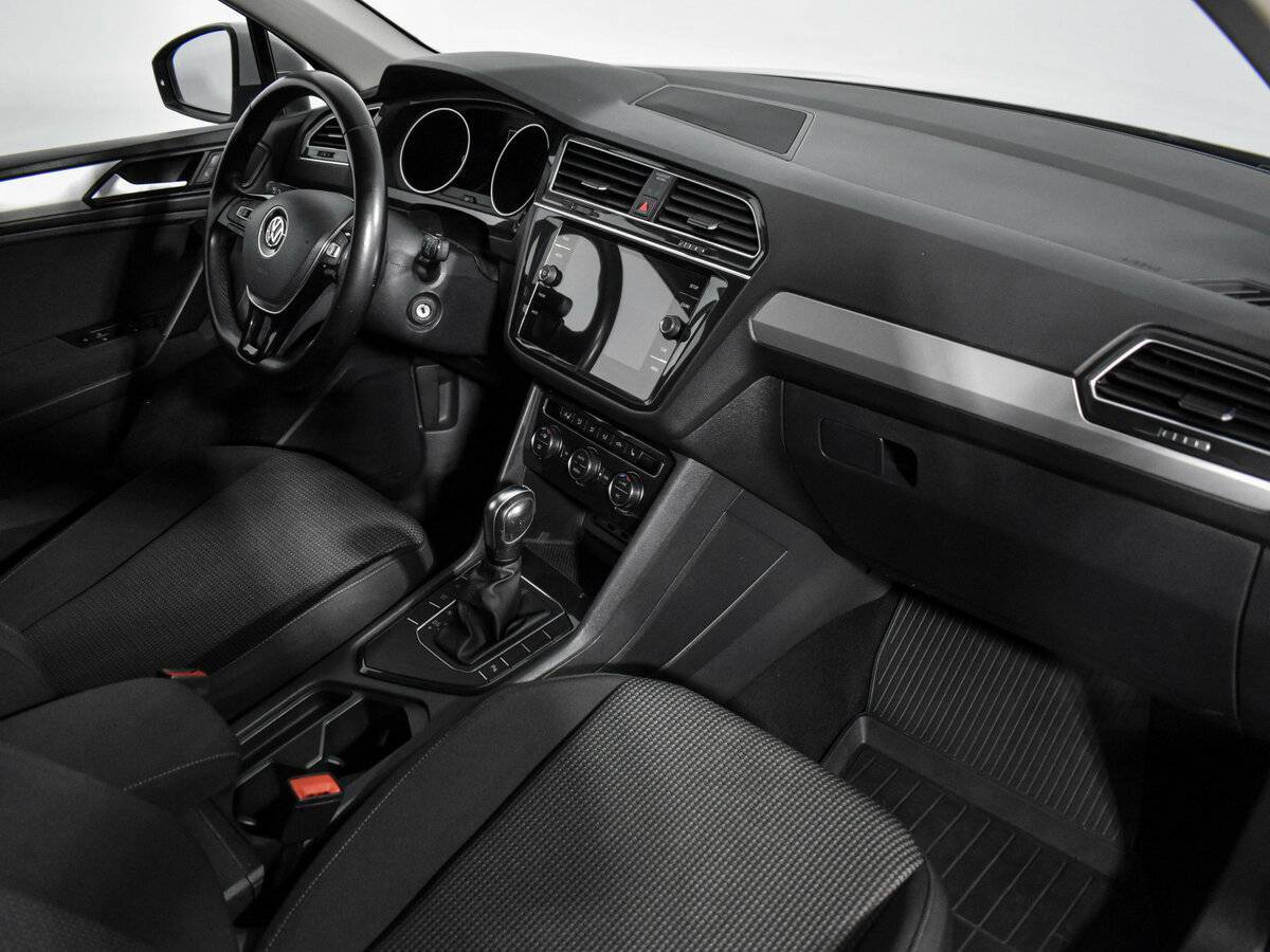 Volkswagen Tiguan б/у, 2019, Роботизированная. Фото: #11