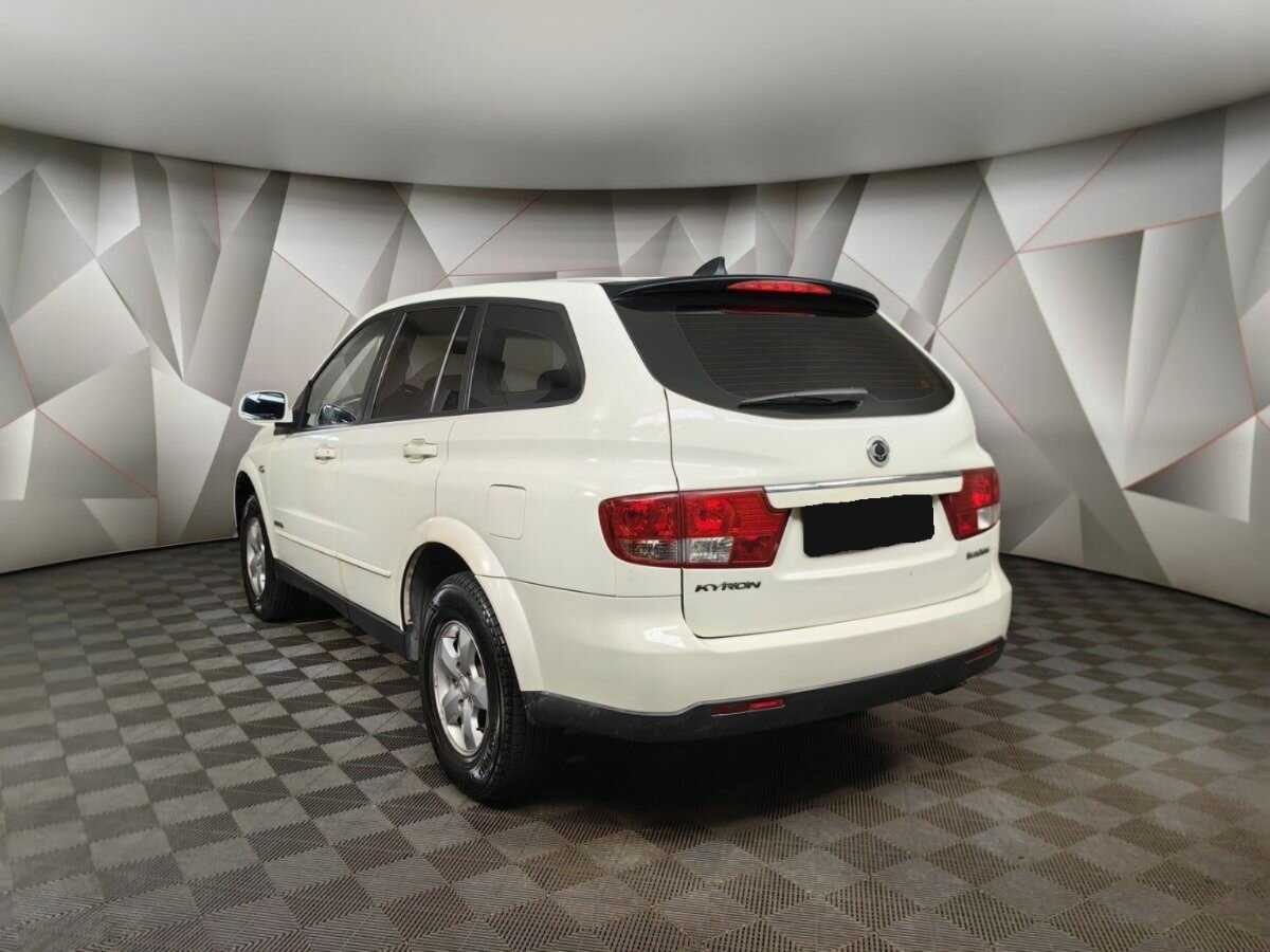 SsangYong Kyron б/у, 2014, Механическая. Фото: #3