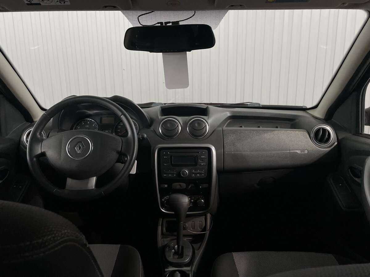 Renault Duster б/у, 2012, Автоматическая. Фото: #8