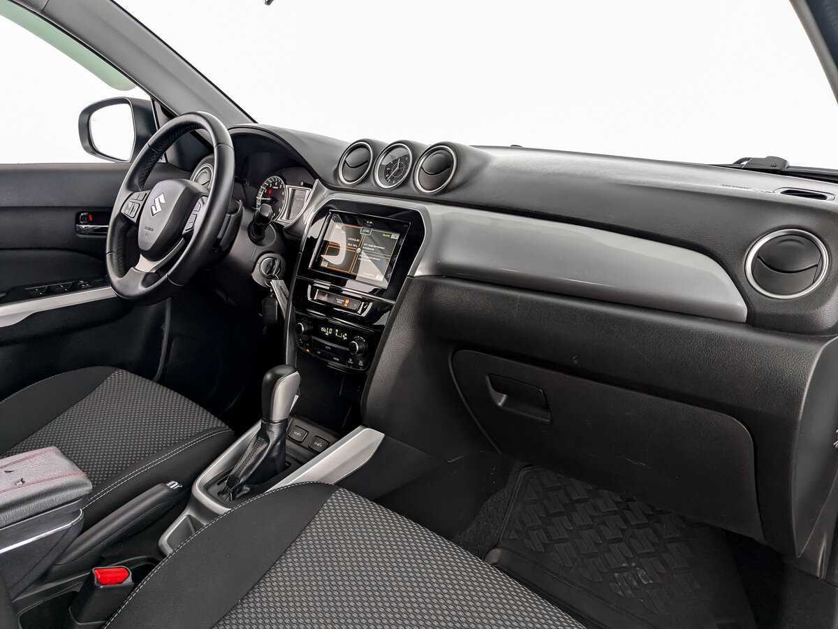 Suzuki Vitara б/у, 2016, Автоматическая. Фото: #8