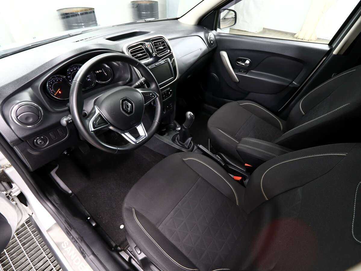 Renault Sandero б/у, 2020, Механическая. Фото: #6