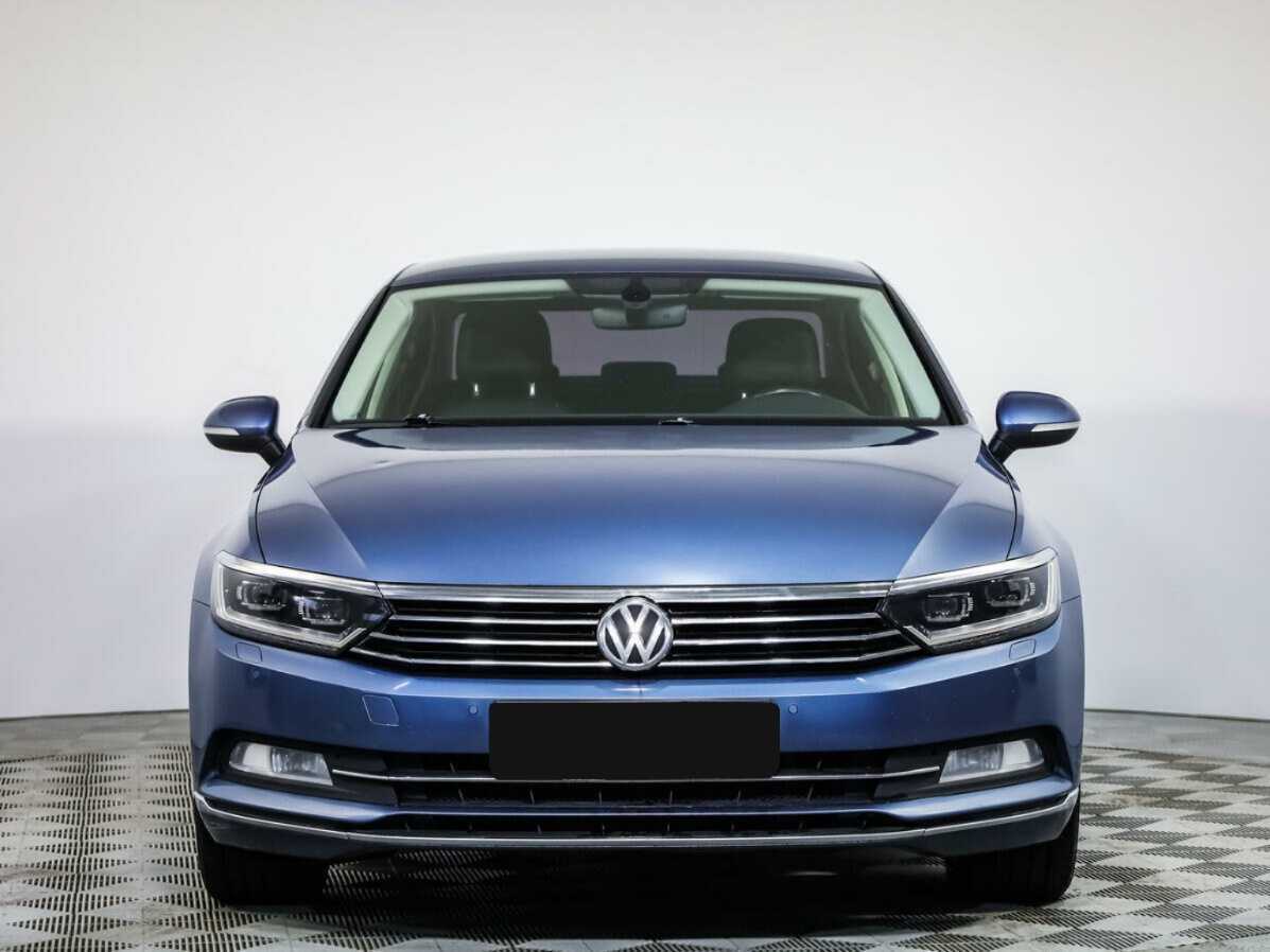 Volkswagen Passat б/у, 2017, Роботизированная. Фото: #0