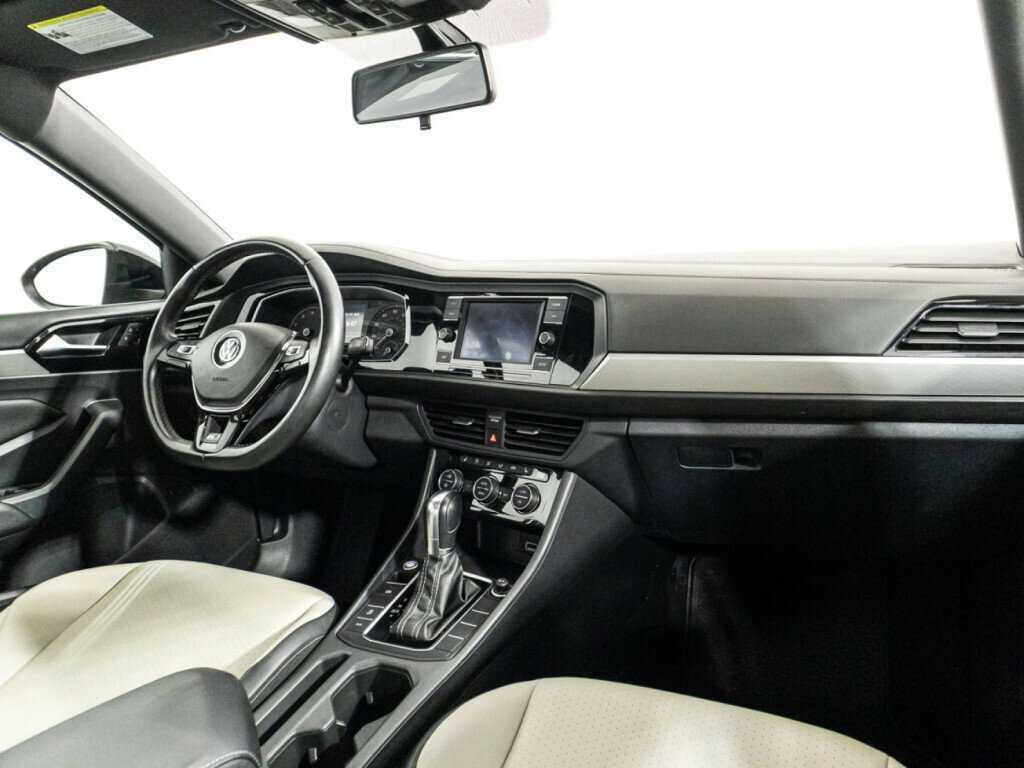 Volkswagen Jetta б/у, 2018, Автоматическая. Фото: #8
