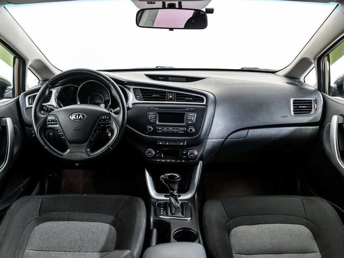 Kia Ceed б/у, 2015, Автоматическая. Фото: #12