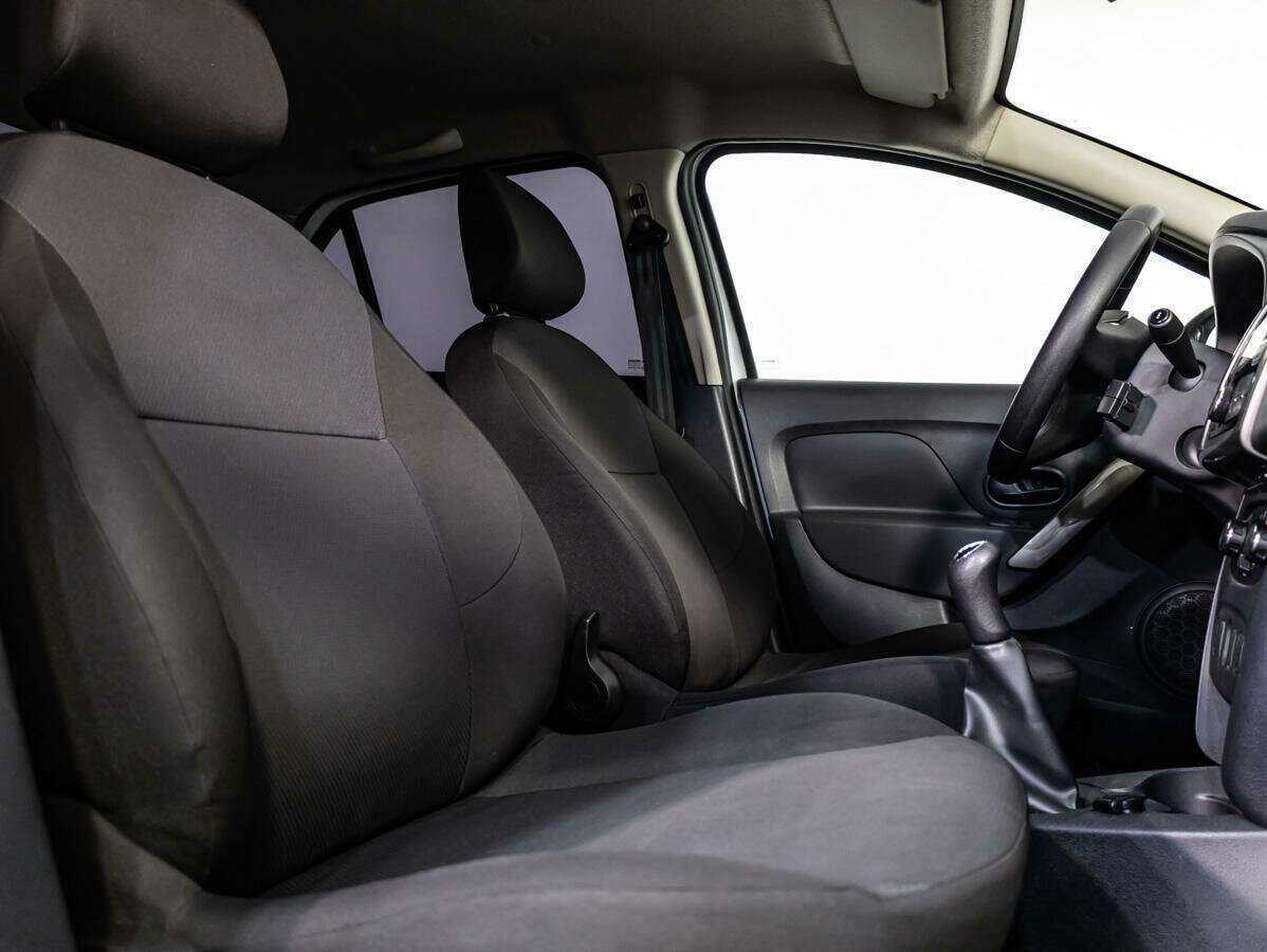 Renault Logan б/у, 2019, Механическая. Фото: #9