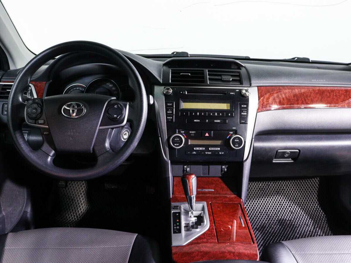 Toyota Camry б/у, 2013, Автоматическая. Фото: #11