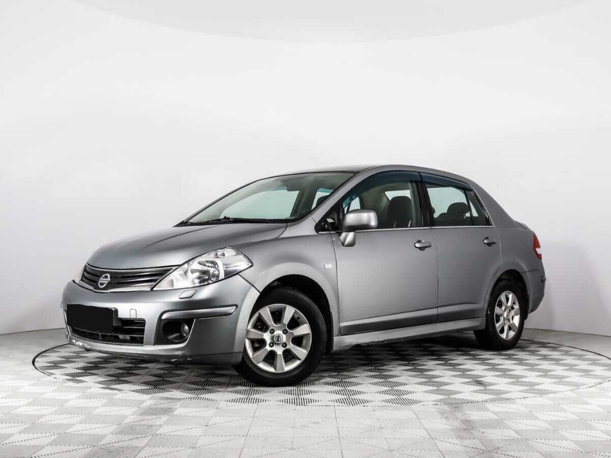 Nissan Tiida б/у, 2012, Механическая. Посмотреть фото