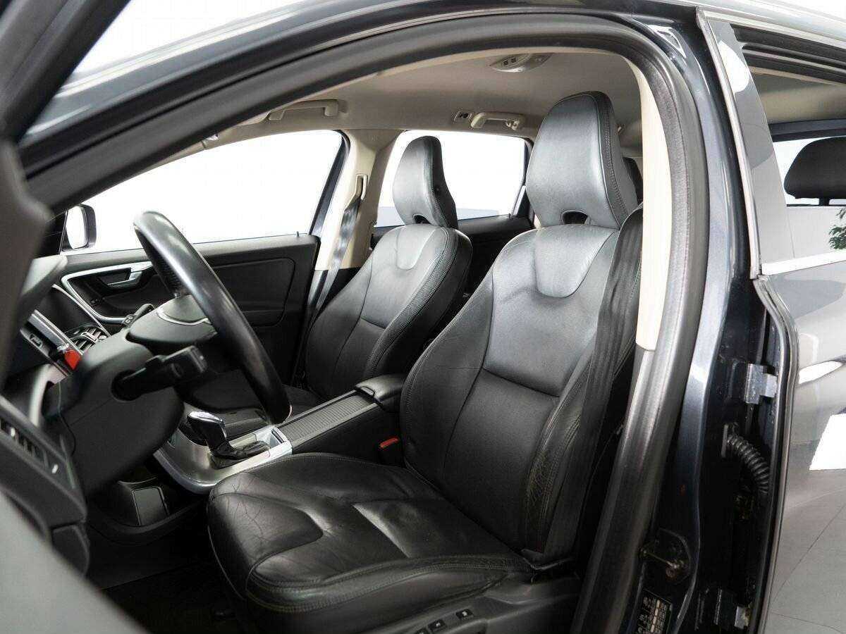 Volvo XC60 б/у, 2012, Автоматическая. Фото: #5