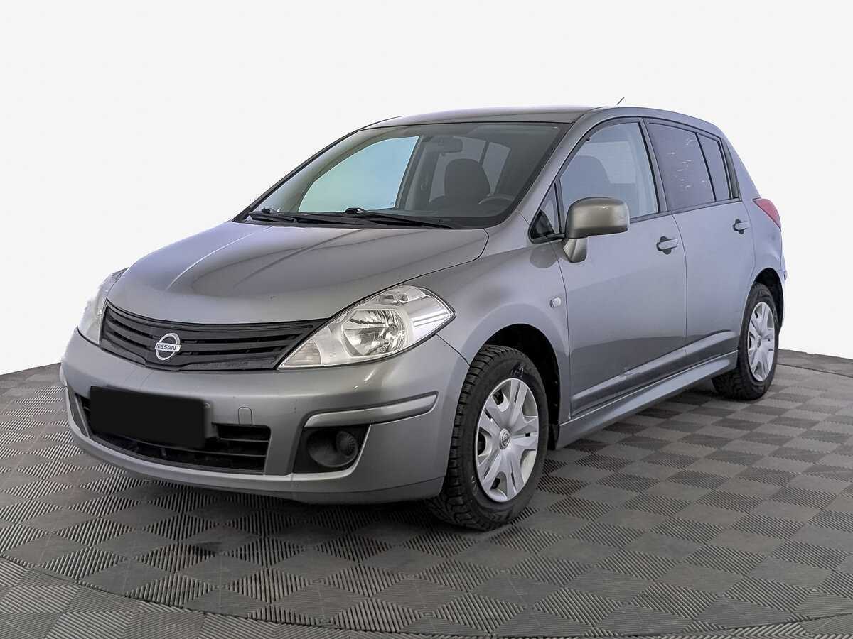 Nissan Tiida б/у, 2013, Автоматическая. Посмотреть фото