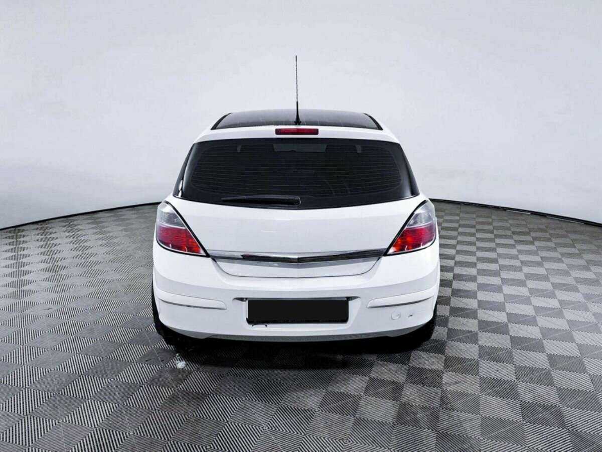 Opel Astra б/у, 2012, Механическая. Фото: #5