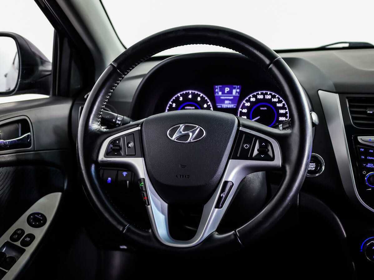 Hyundai Solaris б/у, 2012, Автоматическая. Фото: #9