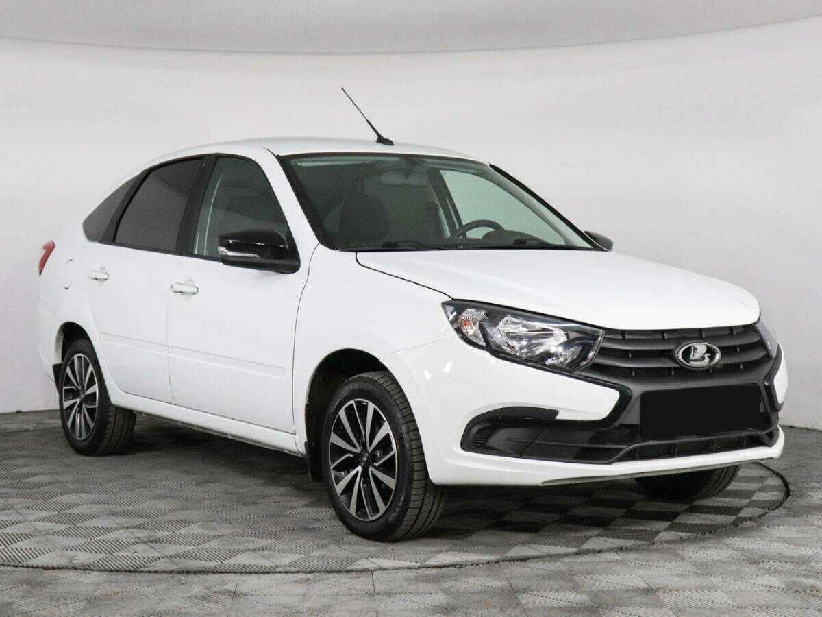 Lada (ВАЗ) Granta б/у, 2023, Механическая. Фото: #2