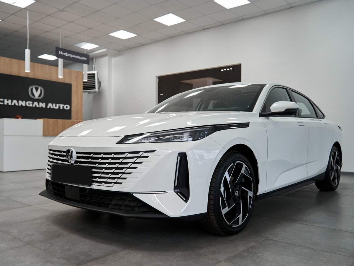 Changan Lamore б/у, 2024, Роботизированная. Посмотреть фото