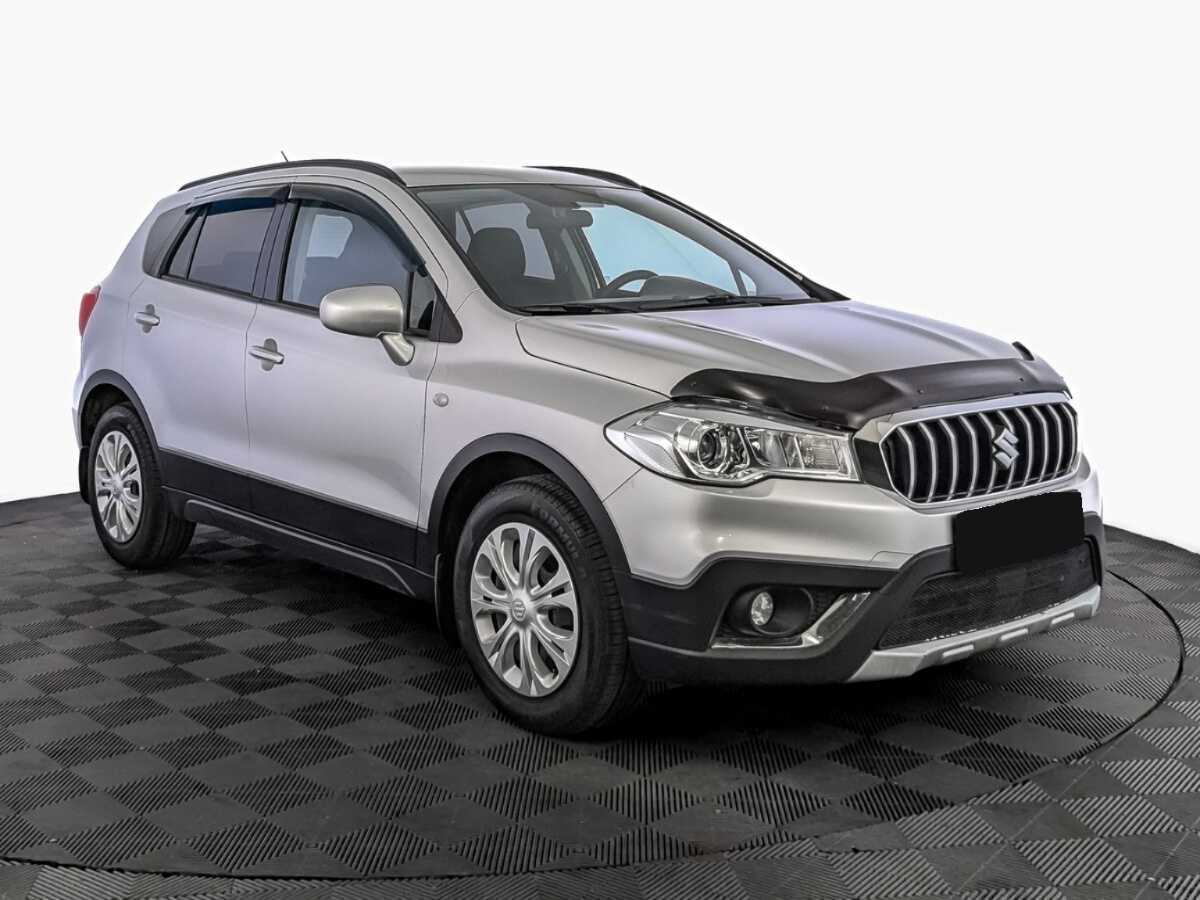 Suzuki SX4 б/у, 2018, Механическая. Фото: #2