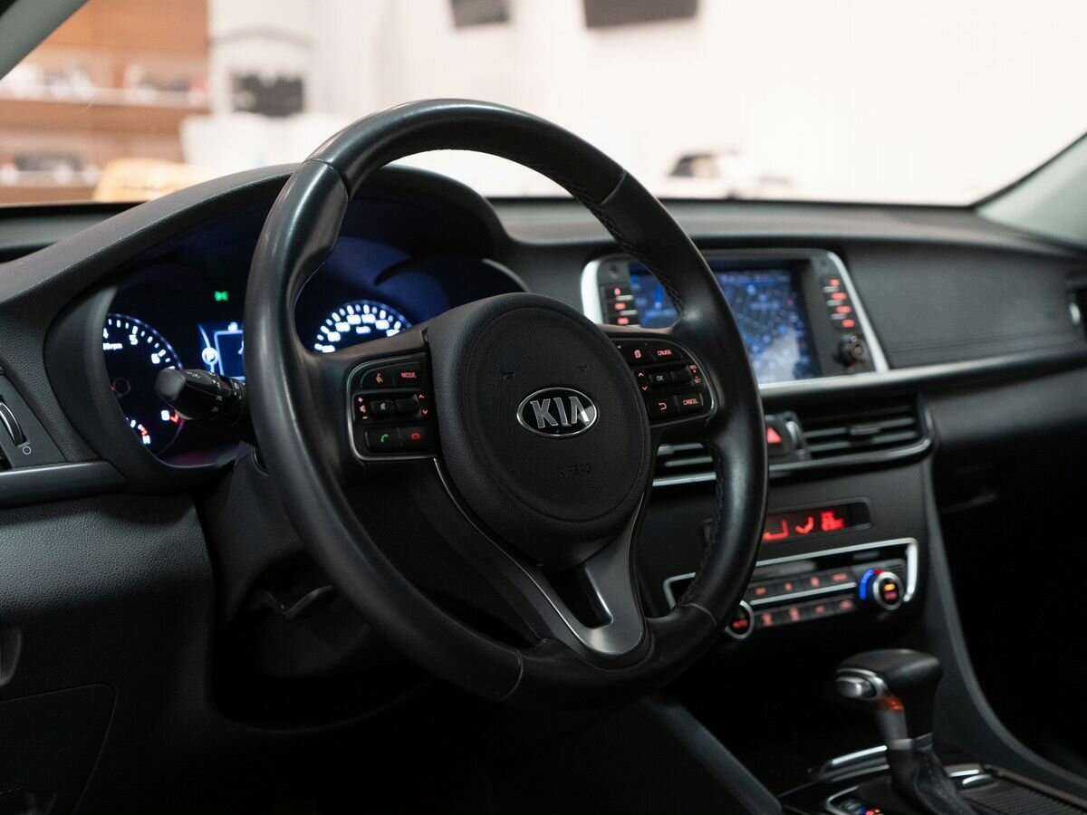 Kia K5 б/у, 2017, Автоматическая. Фото: #3