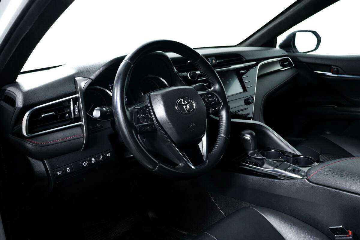 Toyota Camry б/у, 2021, Автоматическая. Фото: #12