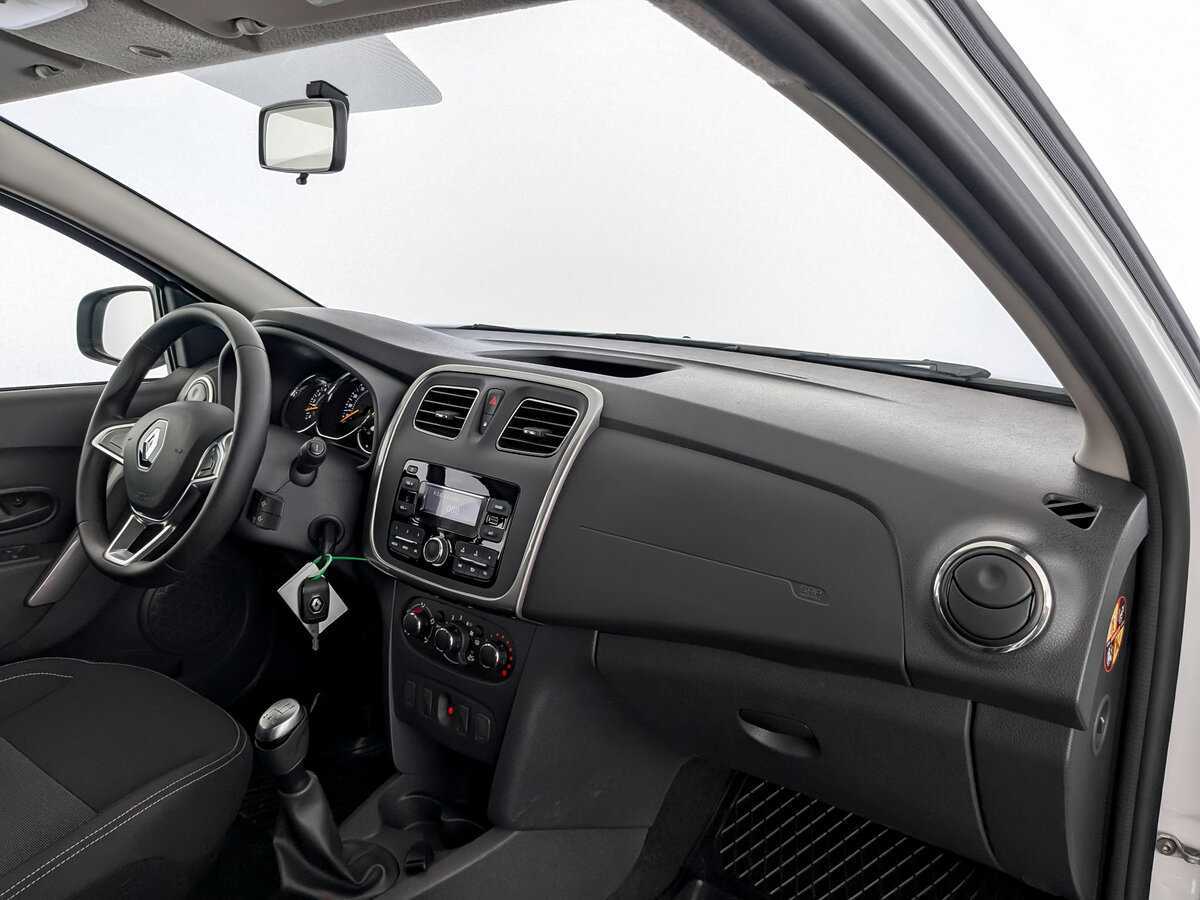 Renault Sandero б/у, 2021, Механическая. Фото: #10