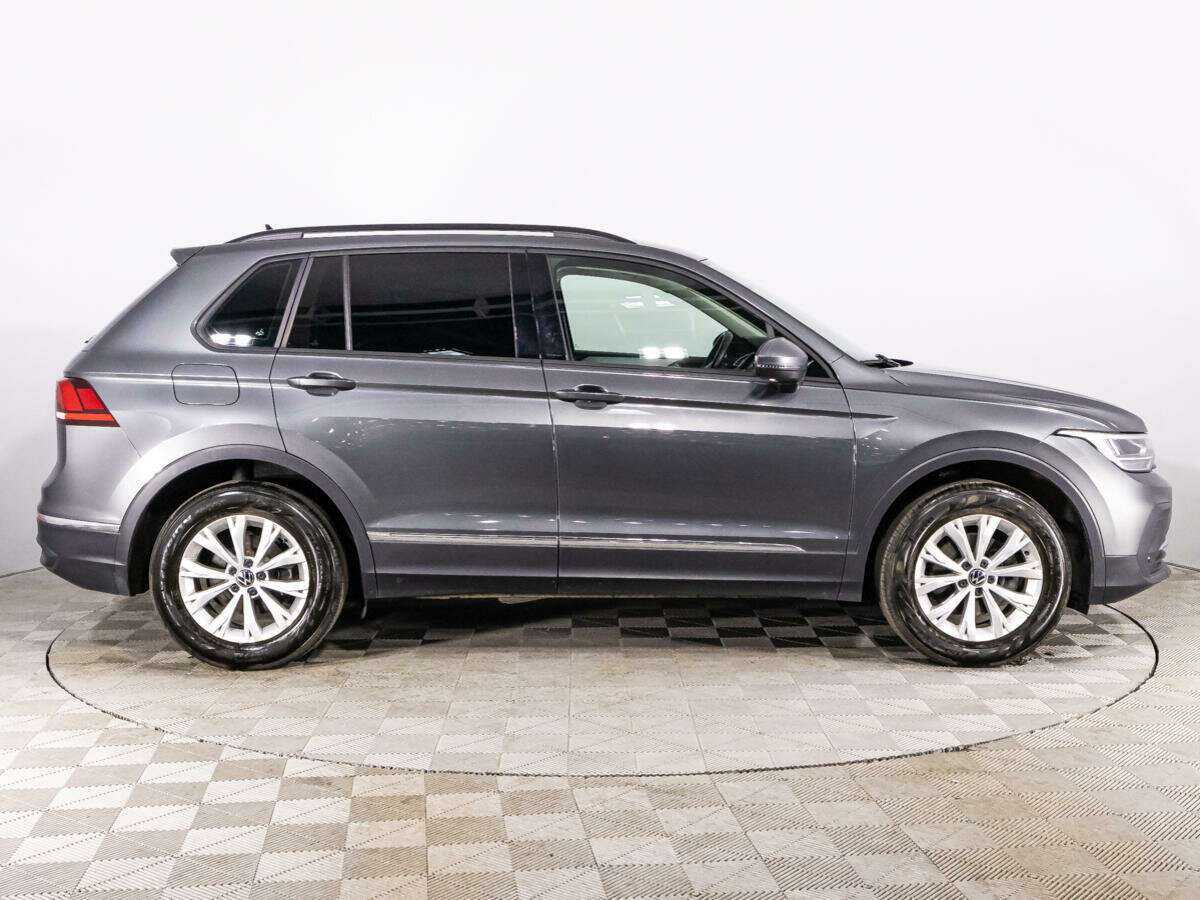 Volkswagen Tiguan б/у, 2021, Роботизированная. Фото: #3