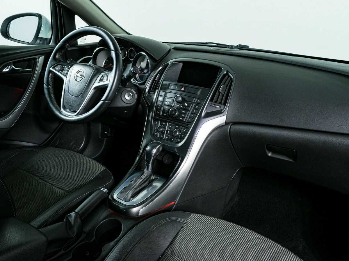 Opel Astra б/у, 2012, Автоматическая. Фото: #7