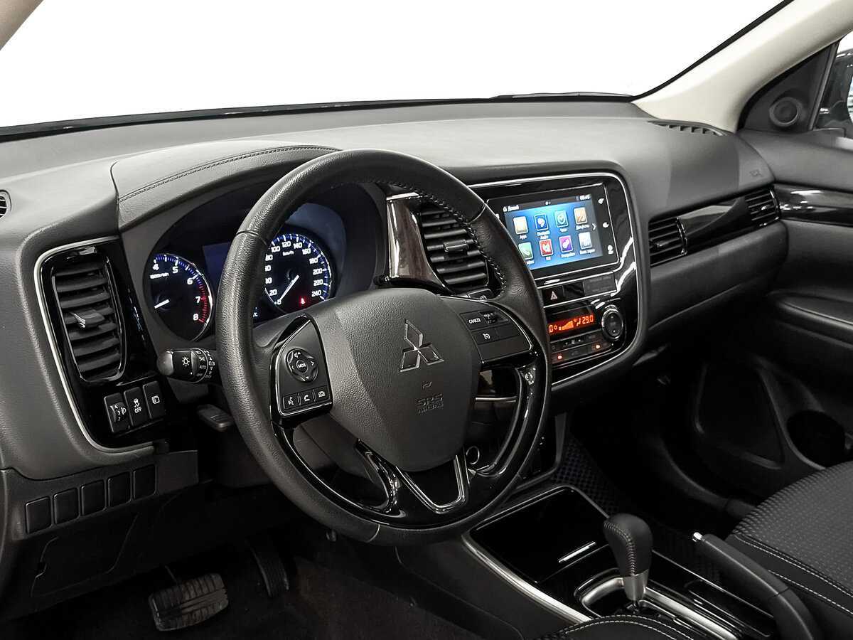 Mitsubishi Outlander б/у, 2020, Вариатор. Фото: #14