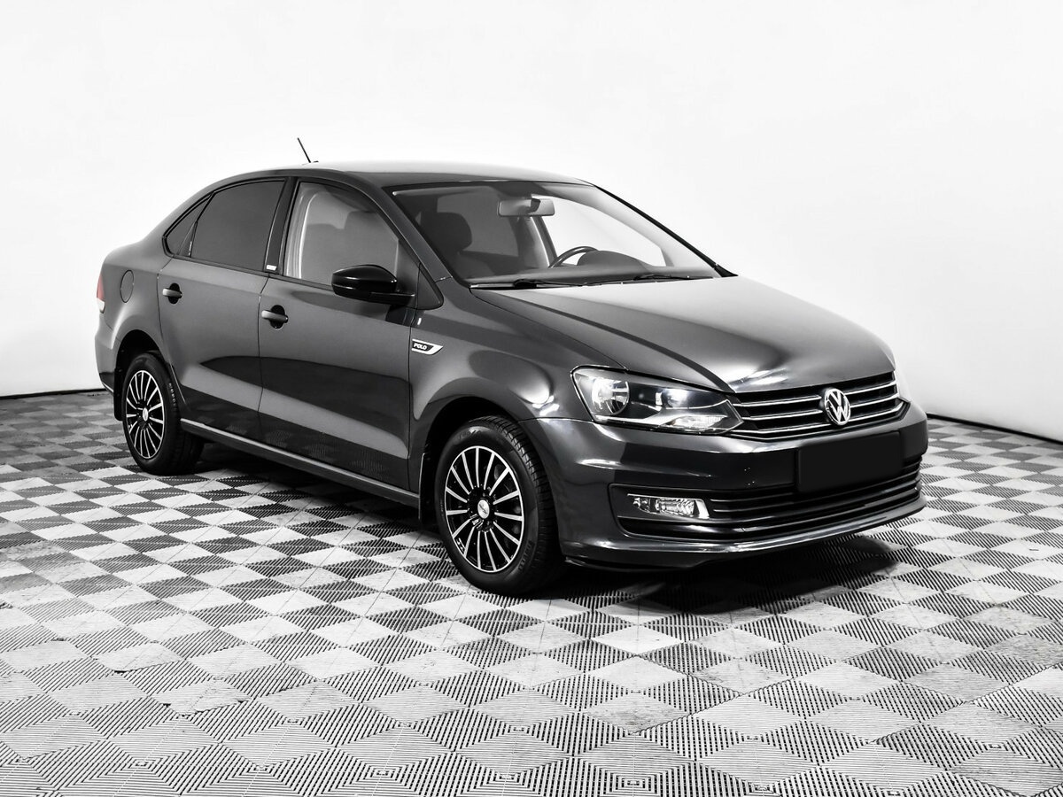 Volkswagen Polo б/у, 2017, Автоматическая. Фото: #2