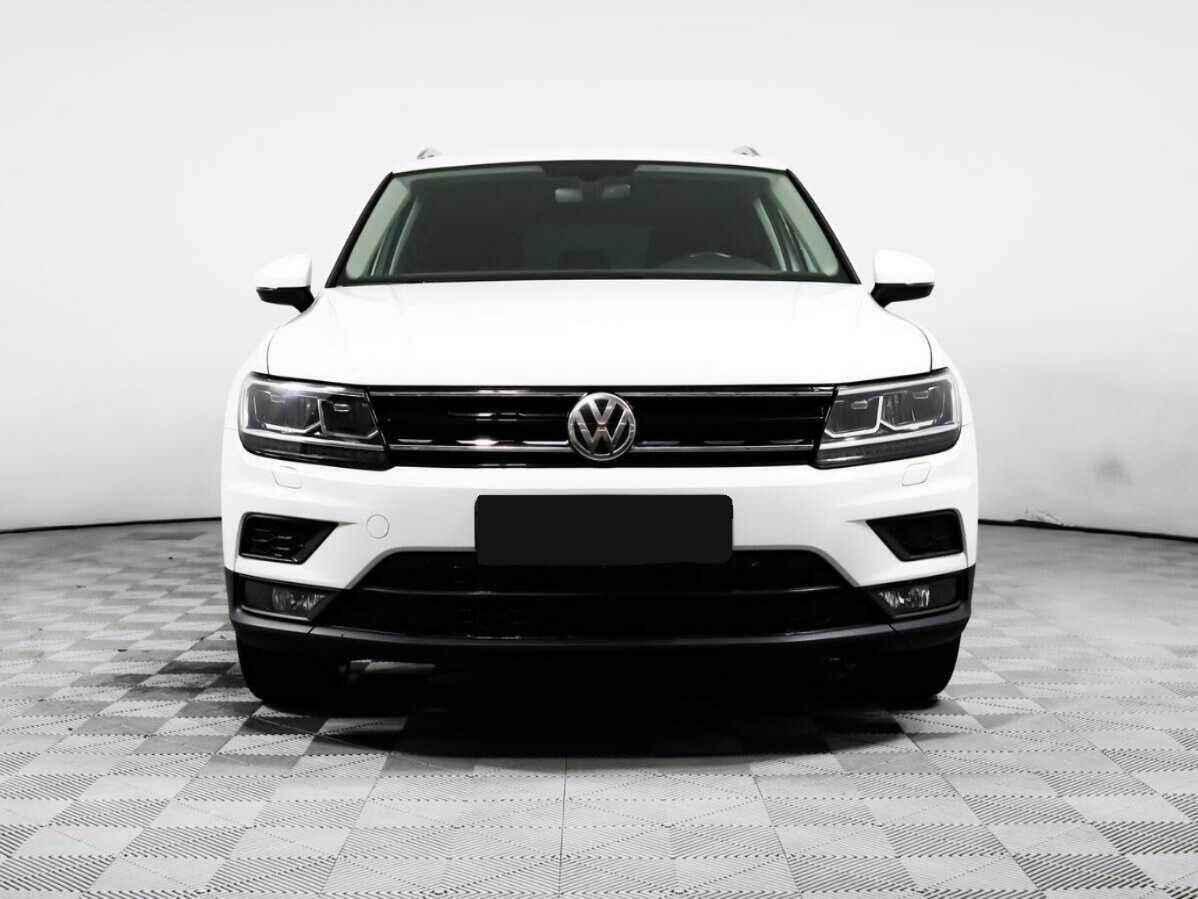 Volkswagen Tiguan б/у, 2017, Роботизированная. Фото: #1