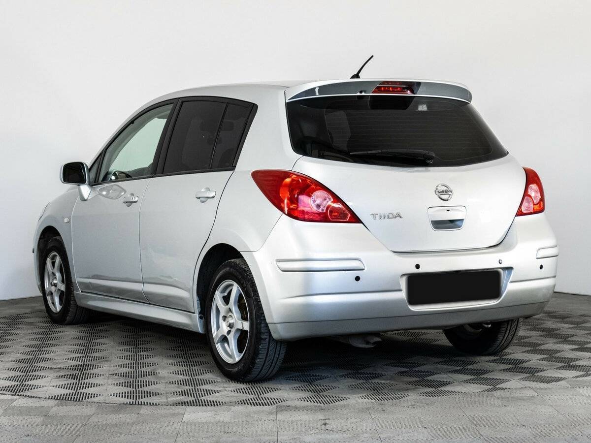 Nissan Tiida б/у, 2013, Автоматическая. Фото: #5