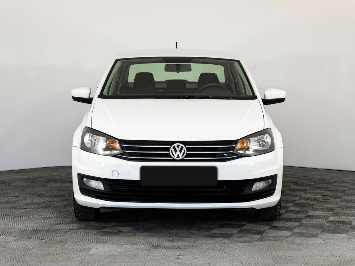 Volkswagen Polo б/у, 2017, Механическая. Фото: #1