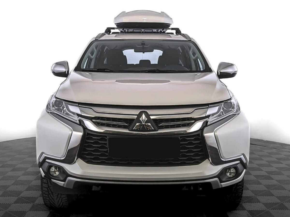 Mitsubishi Pajero Sport б/у, 2018, Механическая. Фото: #1
