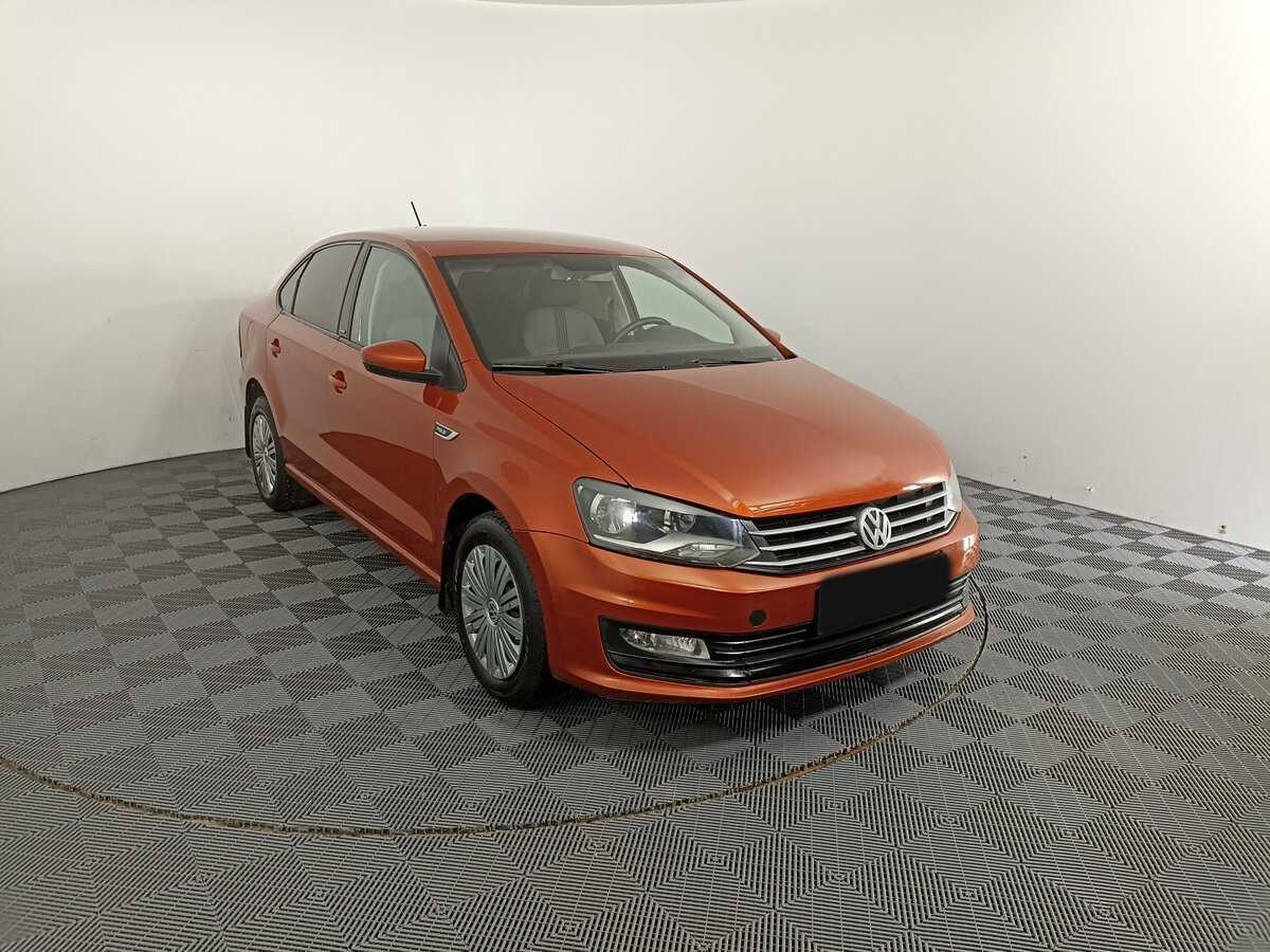 Volkswagen Polo б/у, 2017, Автоматическая. Фото: #2