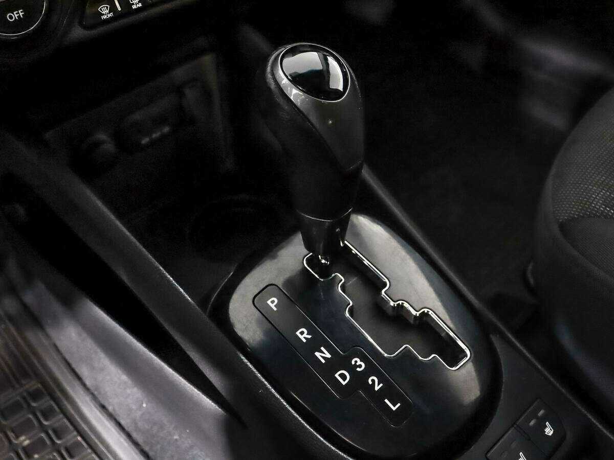 Kia Rio б/у, 2012, Автоматическая. Фото: #8