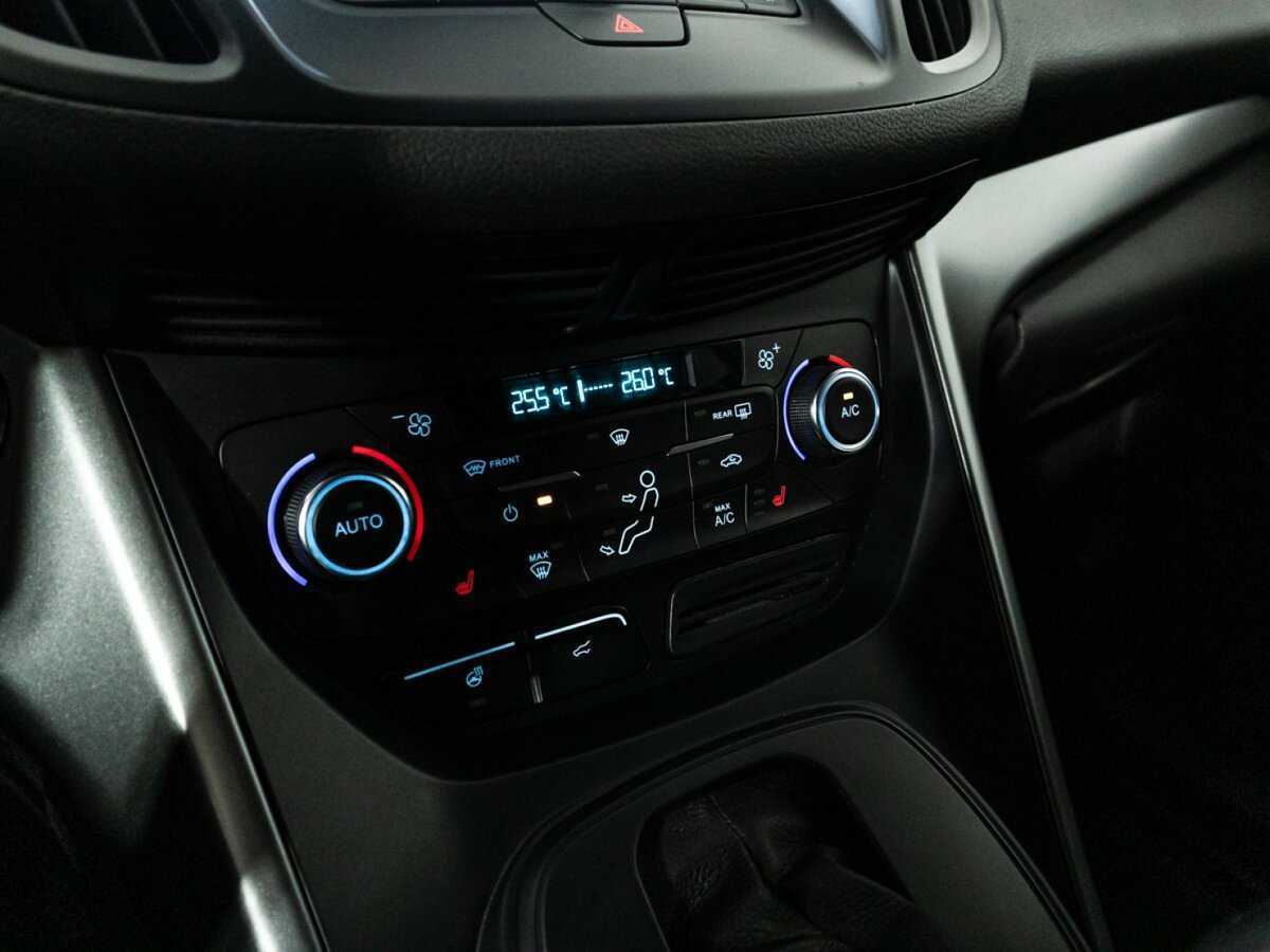 Ford Kuga б/у, 2017, Автоматическая. Фото: #14