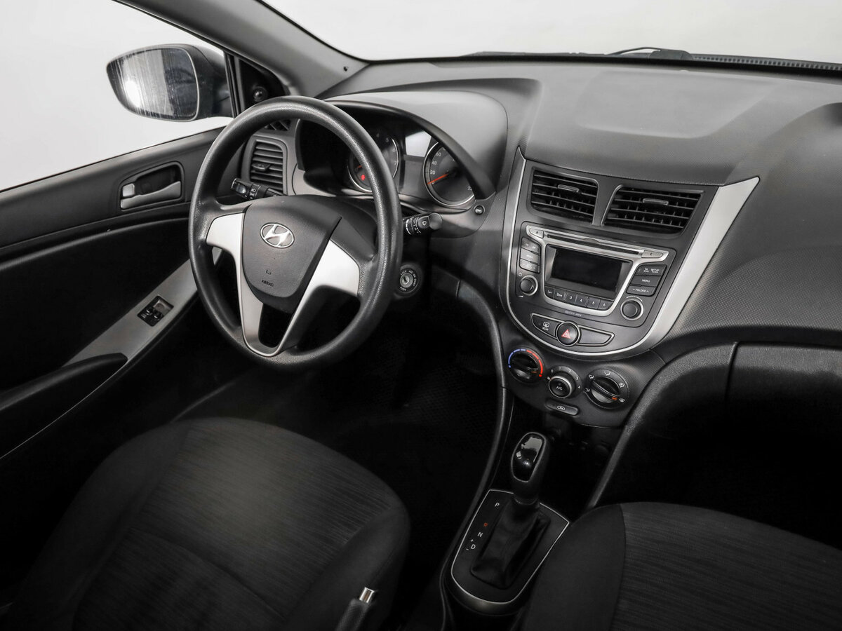 Hyundai Solaris б/у, 2016, Автоматическая. Фото: #8