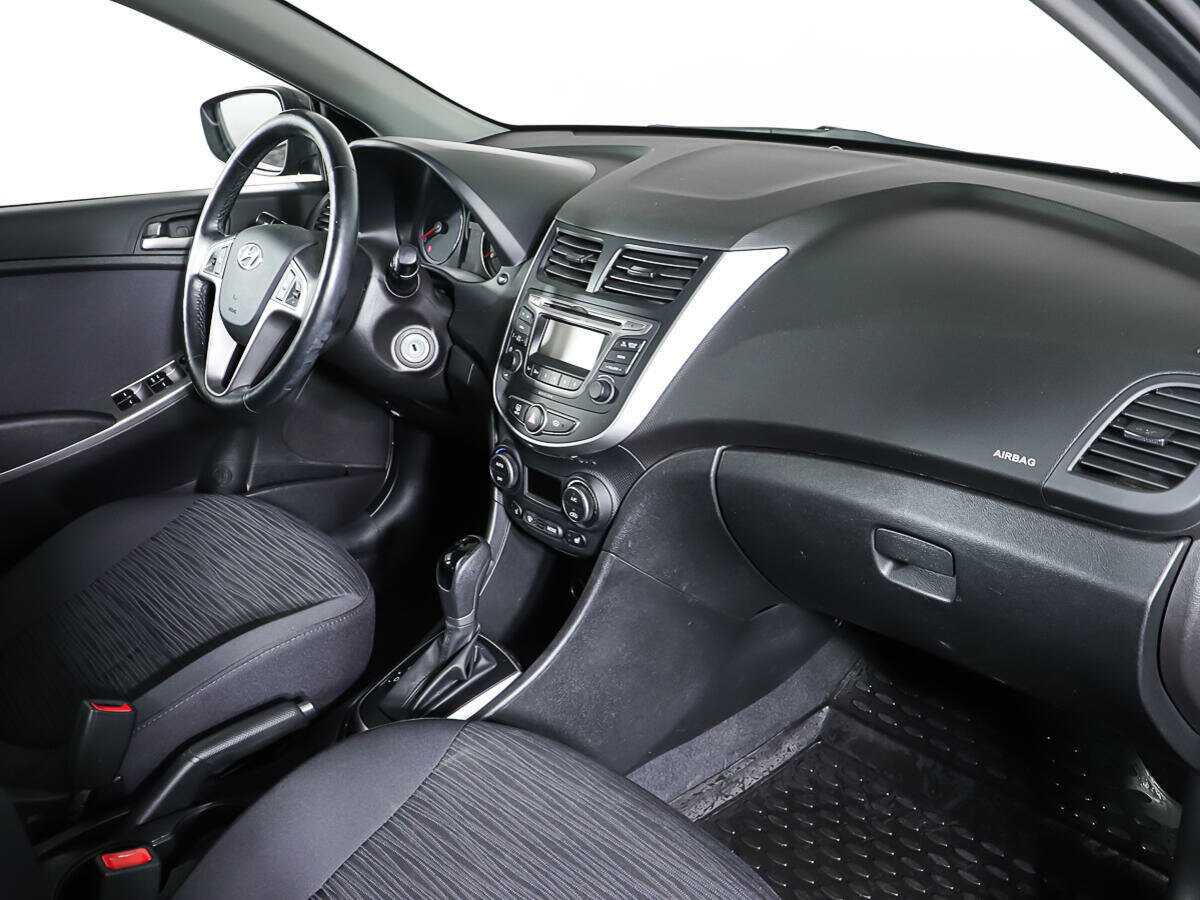 Hyundai Solaris б/у, 2016, Автоматическая. Фото: #8