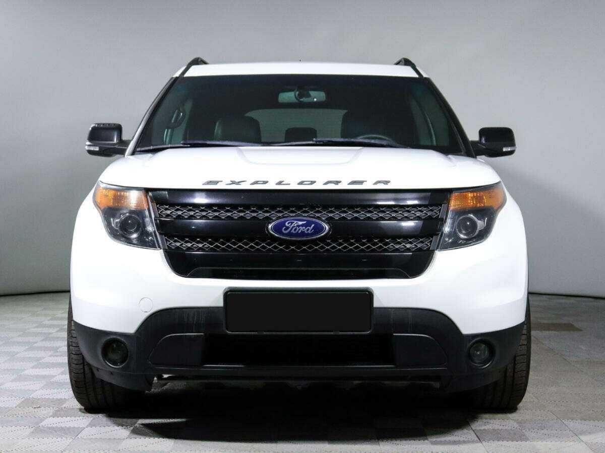 Ford Explorer б/у, 2015, Автоматическая. Фото: #1
