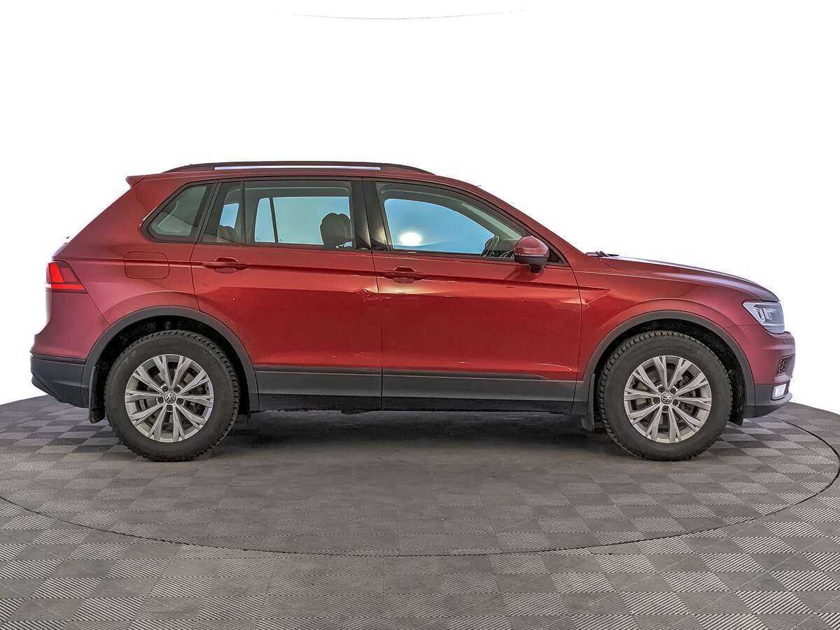 Volkswagen Tiguan б/у, 2020, Роботизированная. Фото: #3