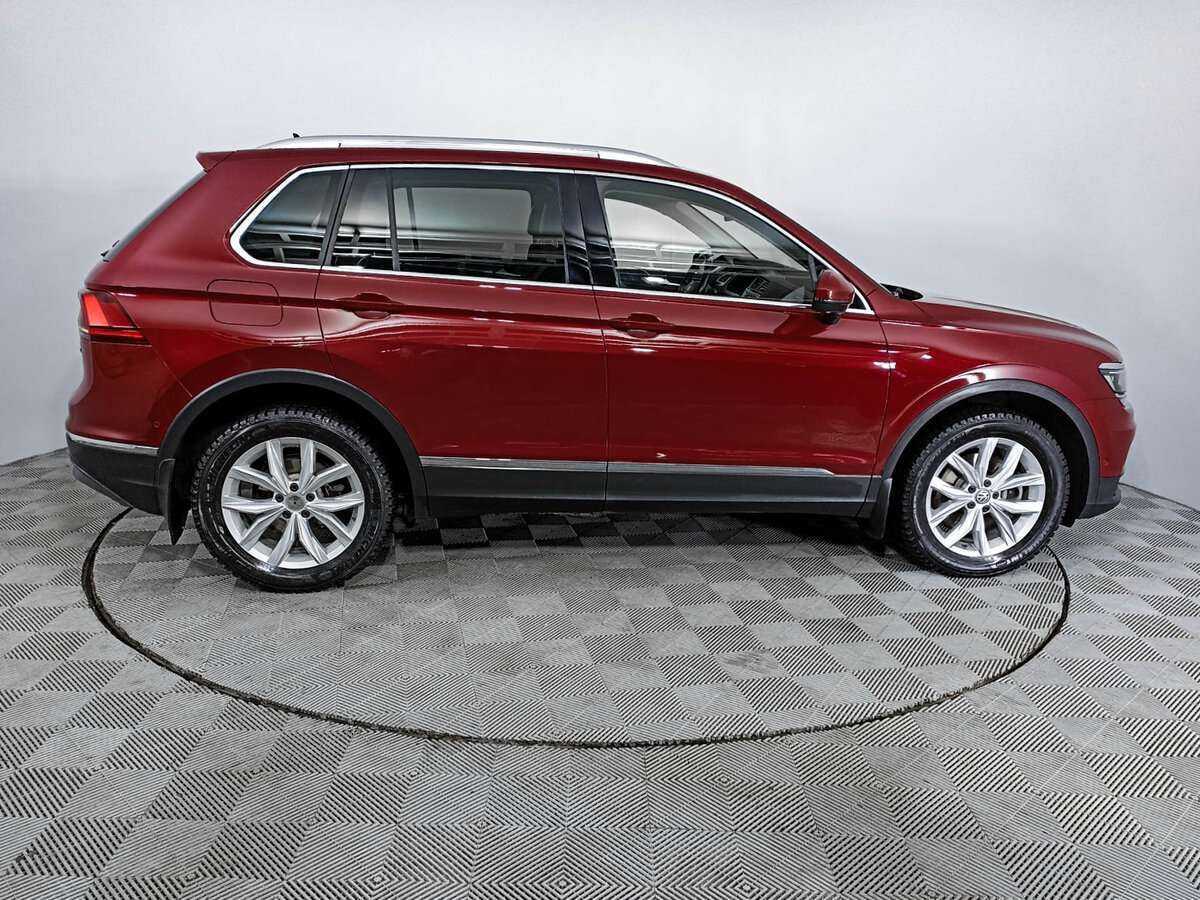 Volkswagen Tiguan б/у, 2017, Роботизированная. Фото: #3