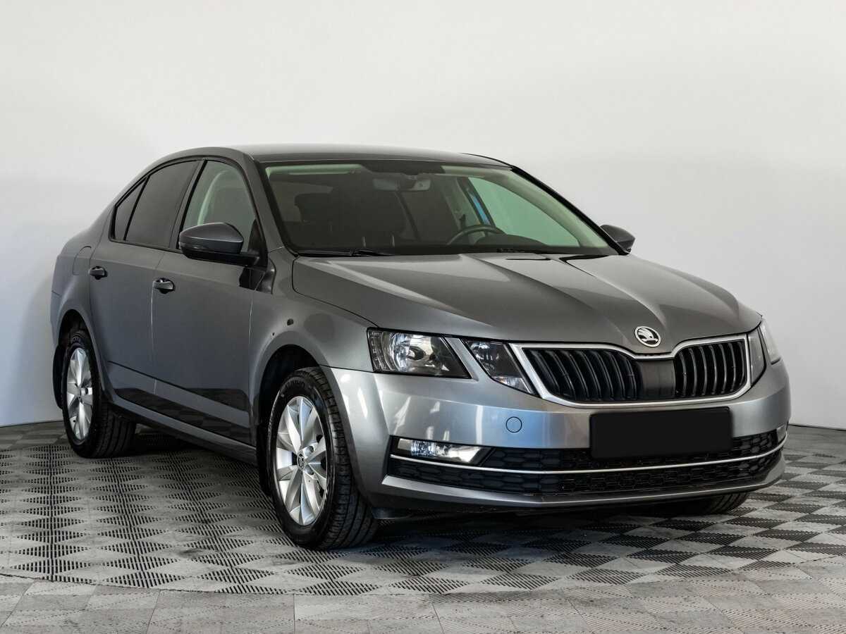 Skoda Octavia б/у, 2017, Механическая. Фото: #2