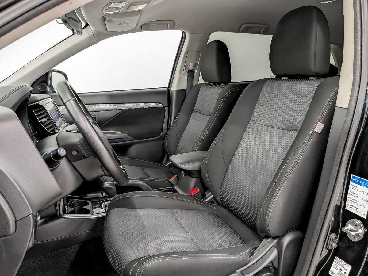 Mitsubishi Outlander б/у, 2018, Вариатор. Фото: #17