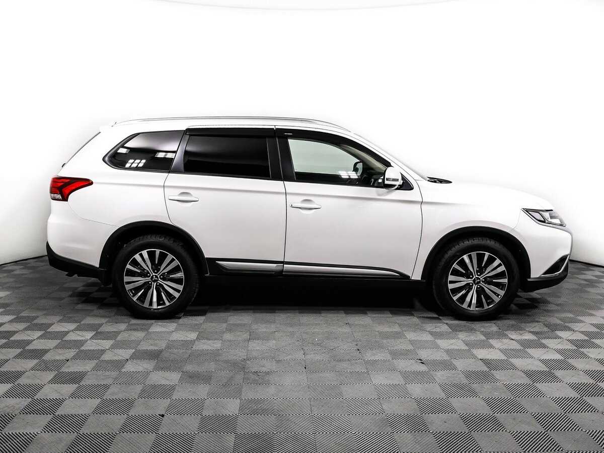 Mitsubishi Outlander б/у, 2019, Вариатор. Фото: #3