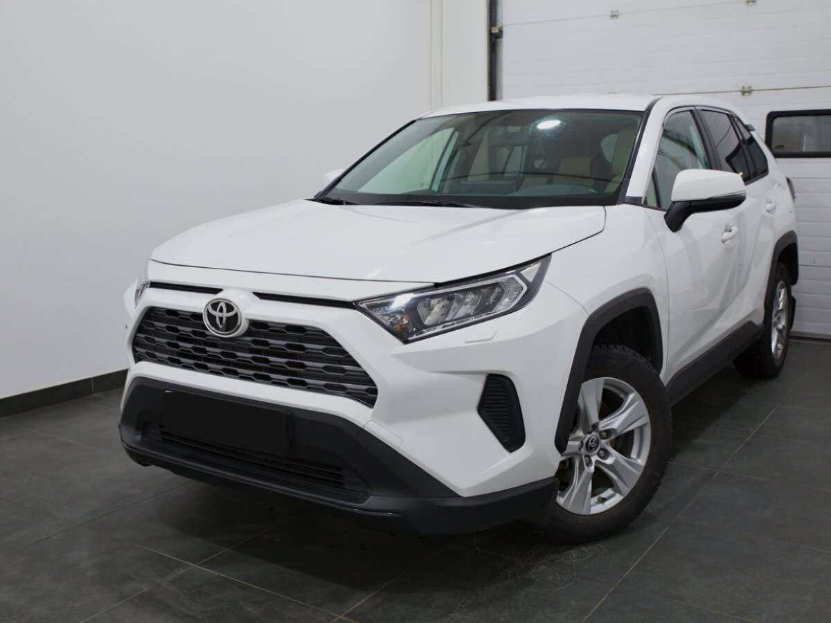 Toyota RAV4 б/у, 2020, Механическая. Фото: #0