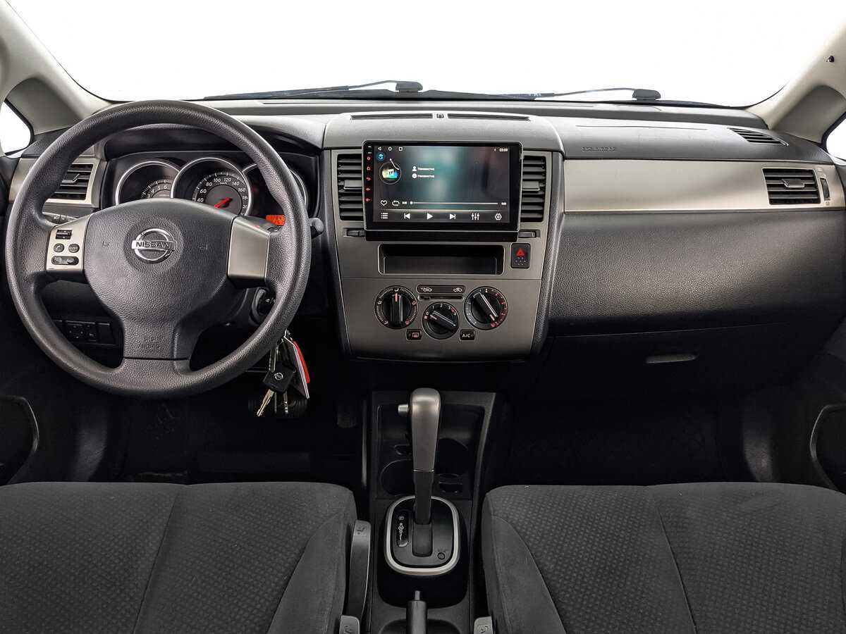 Nissan Tiida б/у, 2013, Автоматическая. Фото: #13