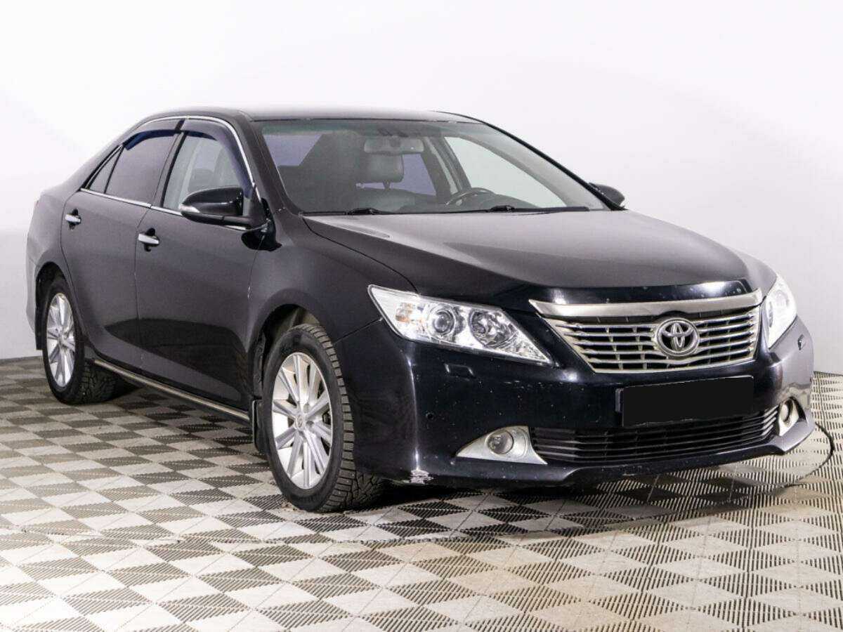 Toyota Camry б/у, 2013, Автоматическая. Фото: #2